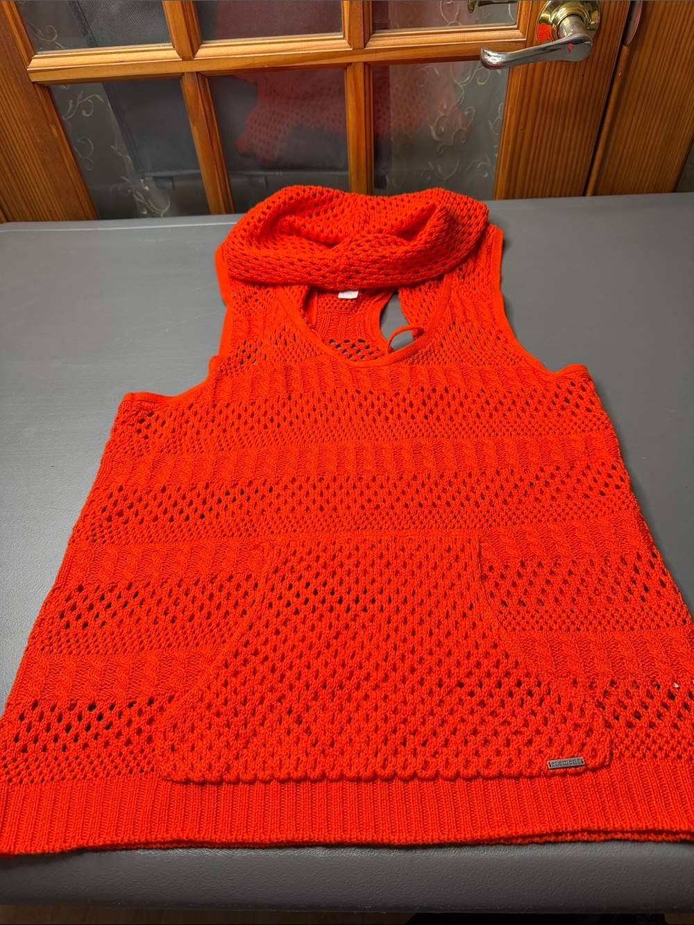 Women’s Element Brand Razor-back, crocheted, hooded Tank. Size: LG